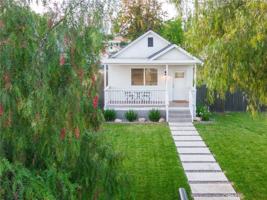 featured image of 423 E Stuart Ave