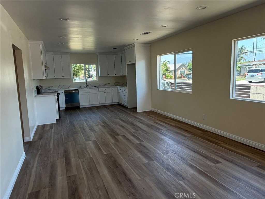 3234 Vineland Ave #A - Photo 3 of 19