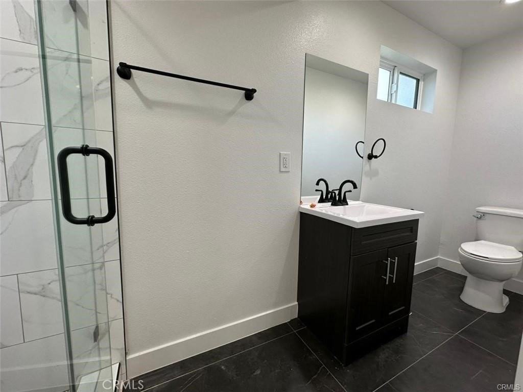 2823 Maple Ave - Photo 4 of 6