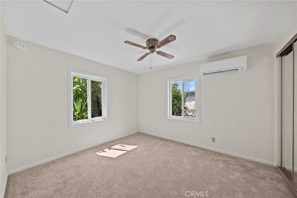 12193 1st St - Photo 5 of 11