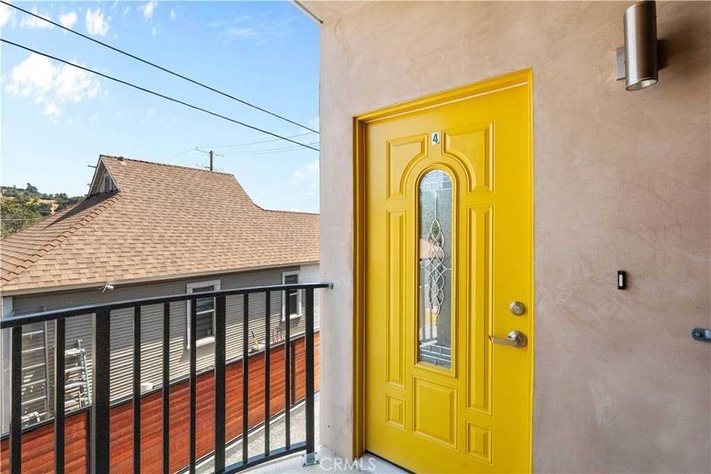 217 W Avenue 37 - Photo 3 of 13