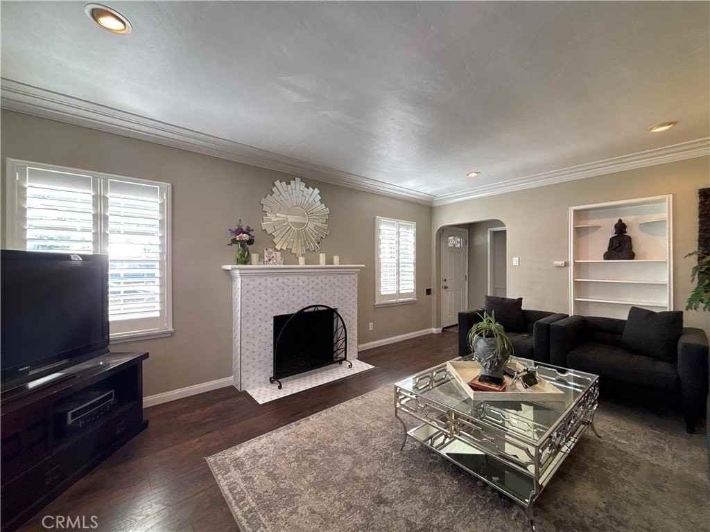 2743 N Stoddard Ave - Photo 6 of 42