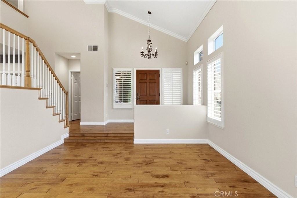 10565 Costello Dr - Photo 6 of 31