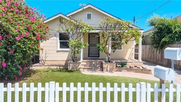 featured image of 940 Cypress Ave