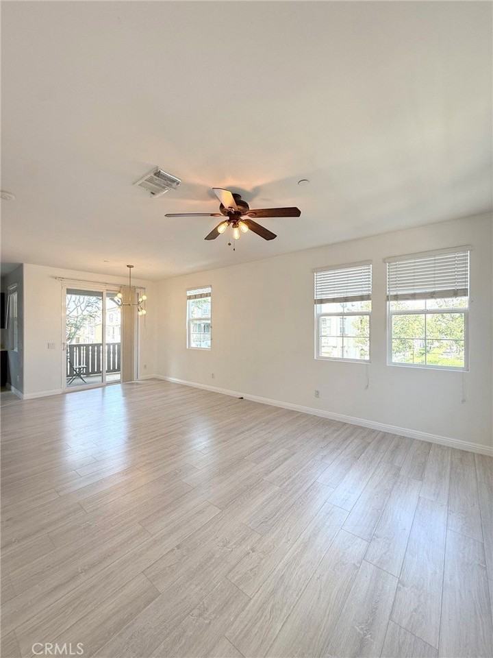 13201 Copra Ave - Photo 4 of 21