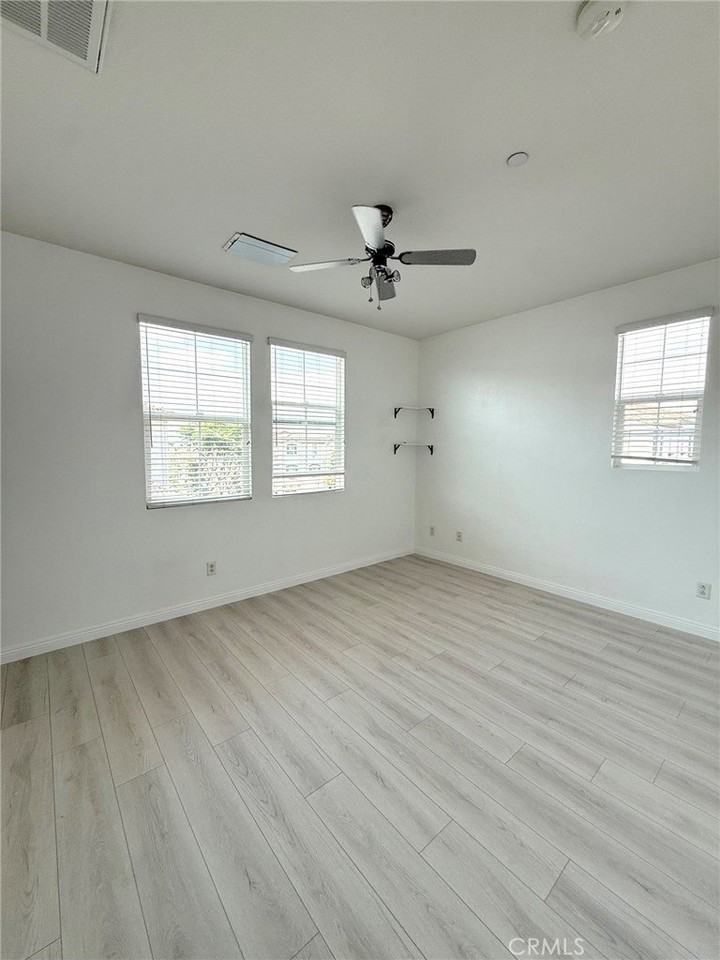 13201 Copra Ave - Photo 6 of 21