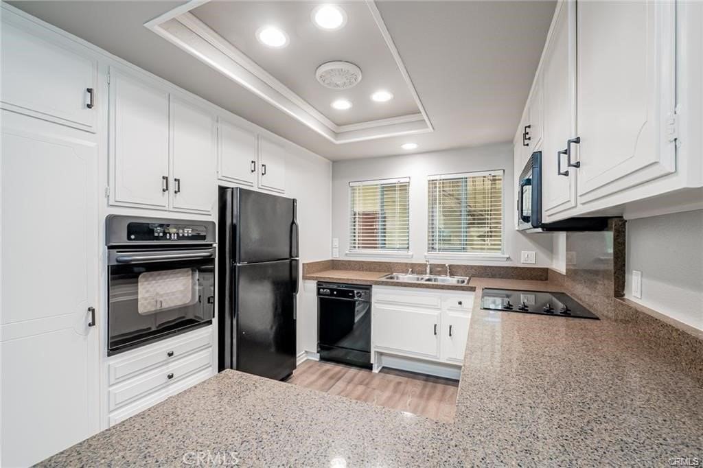 959 Calle Aragon #A - Photo 2 of 4