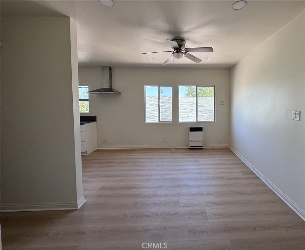 875 W 41st Dr - Photo 5 of 23