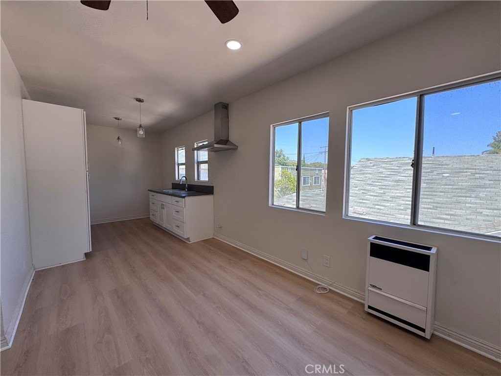 875 W 41st Dr - Photo 6 of 23