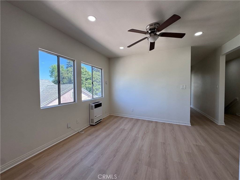 875 W 41st Dr - Photo 7 of 23