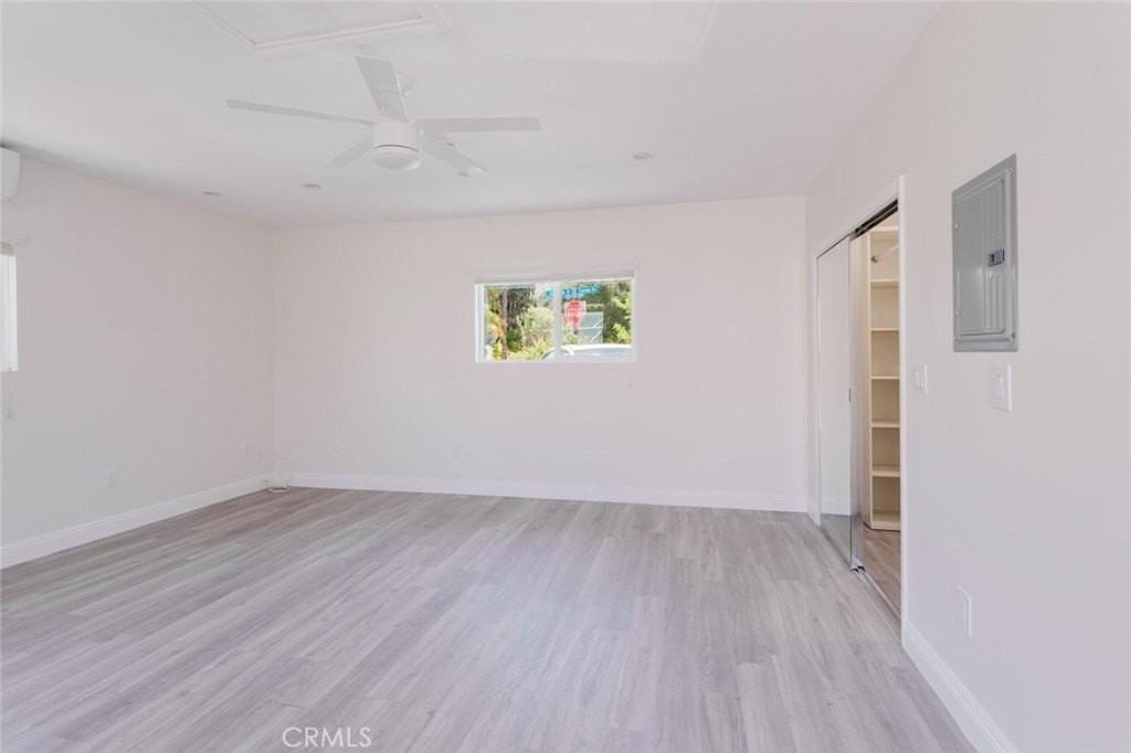 4207 Canoga Dr - Photo 6 of 16