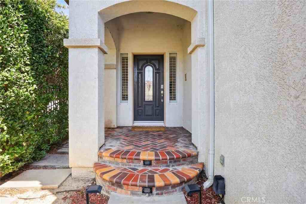 20543 Pesaro Way - Photo 4 of 50