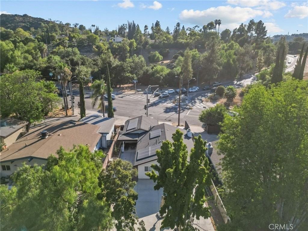 4700 Topanga Canyon Blvd - Photo 4 of 19