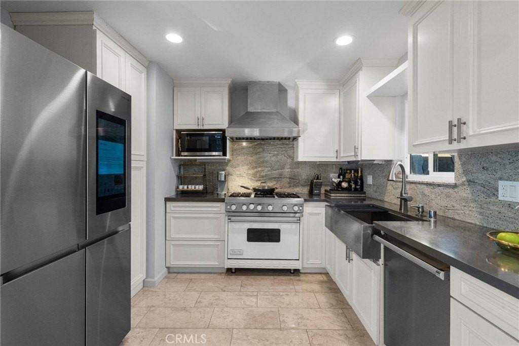 4700 Topanga Canyon Blvd - Photo 7 of 19
