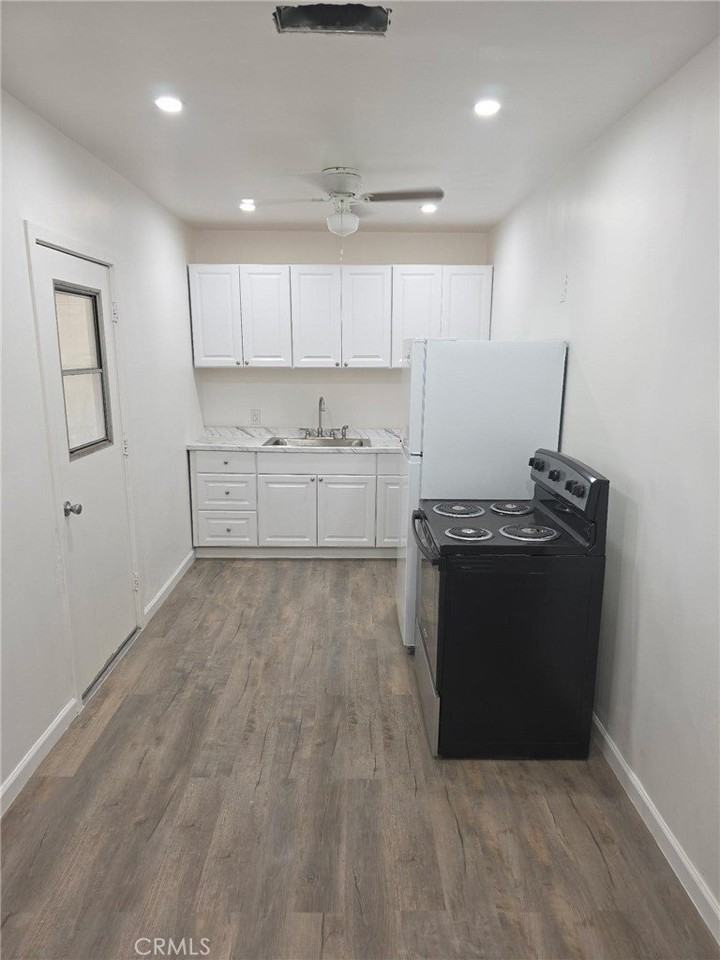 804 Valley Ave - Photo 4 of 14