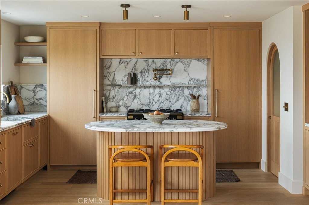 2703 Via Montecito - Photo 2 of 50
