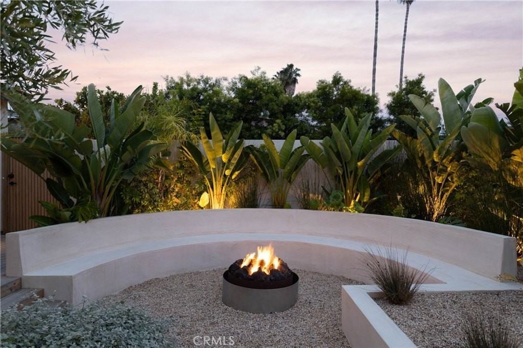 2703 Via Montecito - Photo 4 of 50