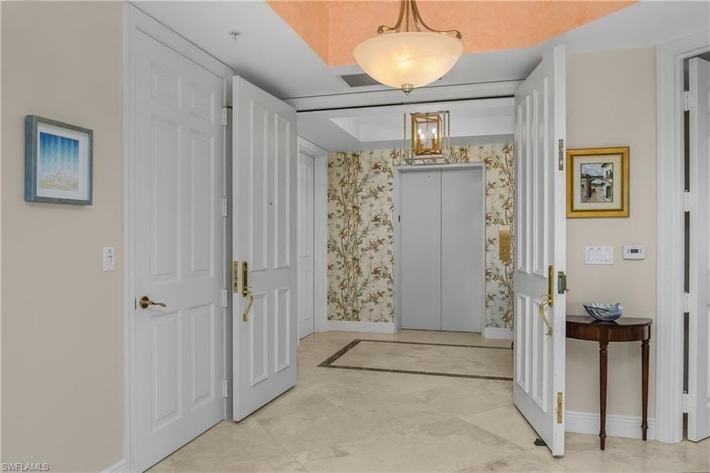 8787 Bay Colony Dr #906 - Photo 4 of 50