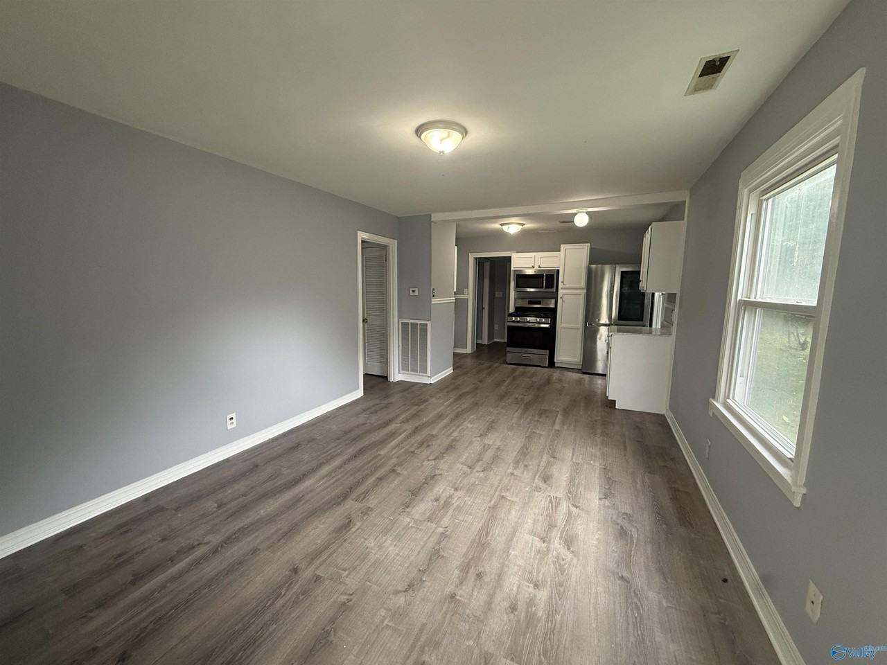 609 10th St Nw - Photo 2 of 14