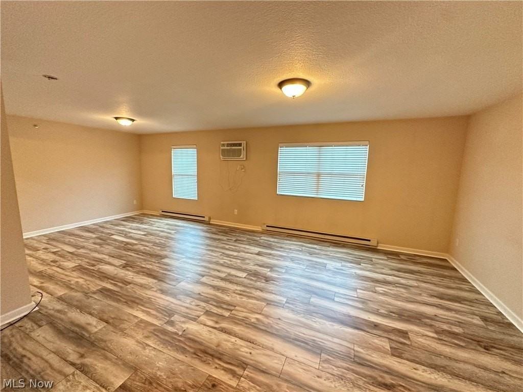 3649 Indian Run Dr - Photo 3 of 15