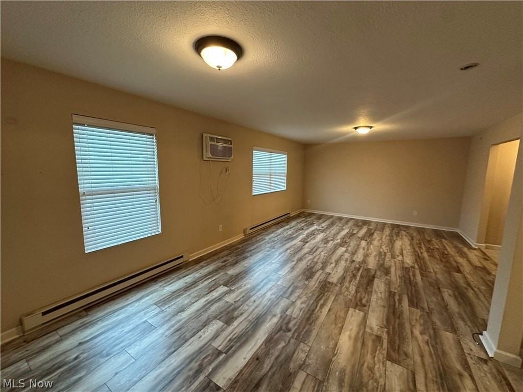 3649 Indian Run Dr - Photo 5 of 15