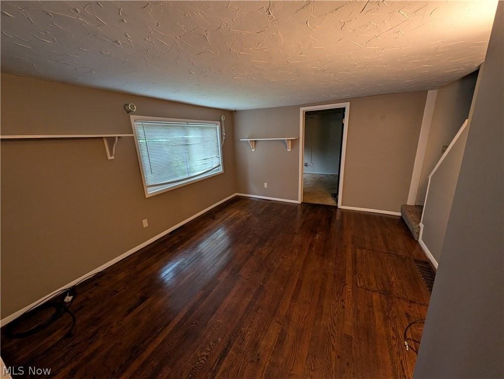 5205 Blair Rd - Photo 4 of 10