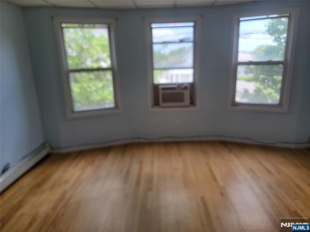 165 Corabelle Ave #2 - Photo 4 of 7