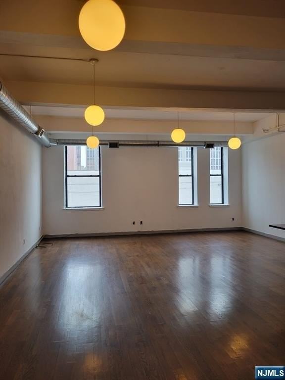 1004 Broad St #309 - Photo 5 of 9