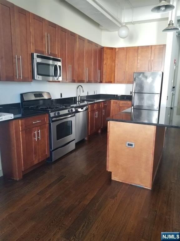 1004 Broad St #309 - Photo 6 of 9