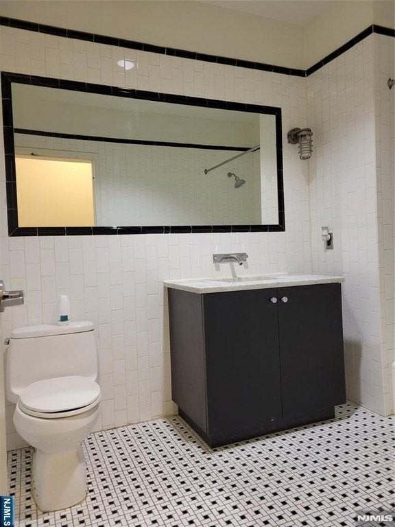 1004 Broad St #309 - Photo 7 of 9