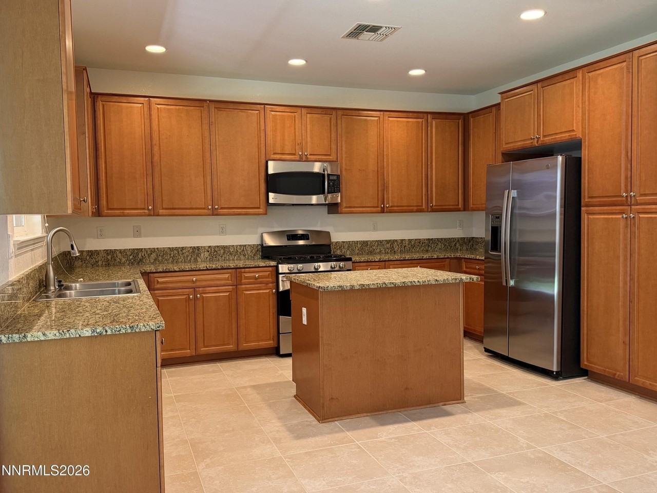 10890 Oakhaven Dr - Photo 6 of 28