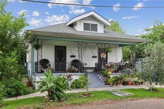 2406 Saint Roch Ave - Photo 2 of 17
