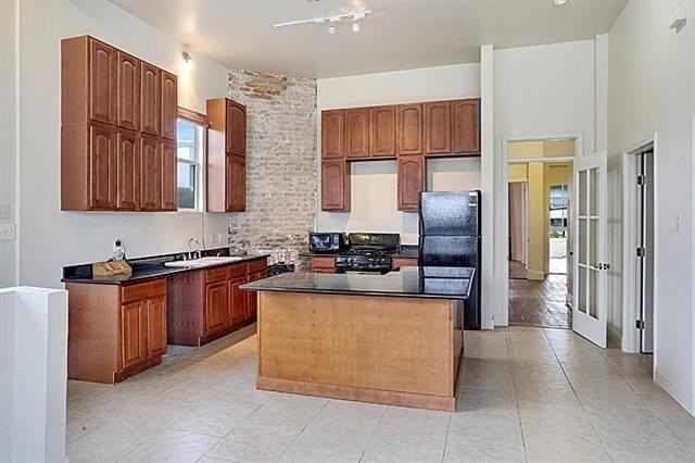 132 N Cortez St #B - Photo 3 of 8