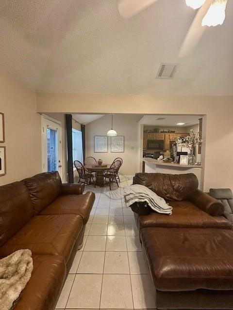 2148 Sunstone Dr - Photo 5 of 10