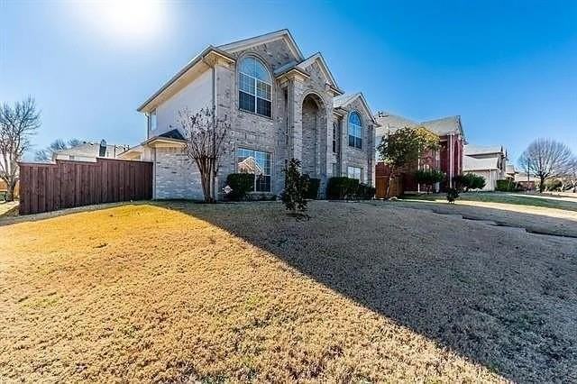 1612 Chester Dr - Photo 3 of 19