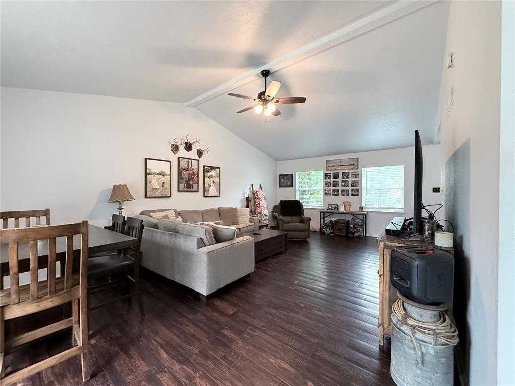 5229 Goodman Dr - Photo 3 of 12