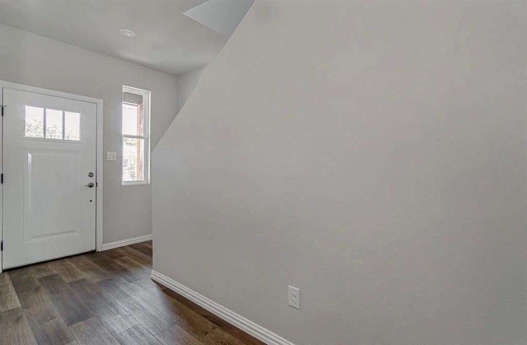 3121 Lumber St - Photo 4 of 14
