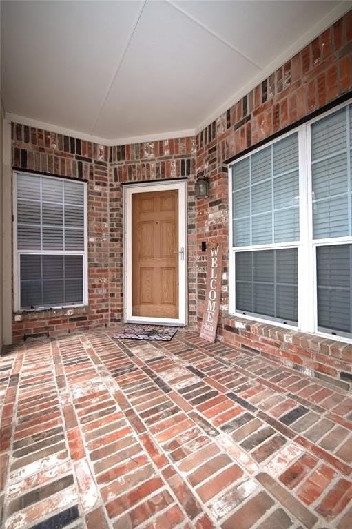2708 Comanche Trl - Photo 4 of 30