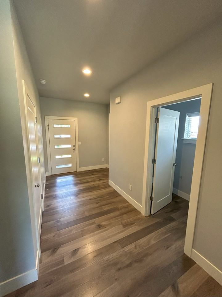 1726 Sw 27th St #1726 - Photo 2 of 18