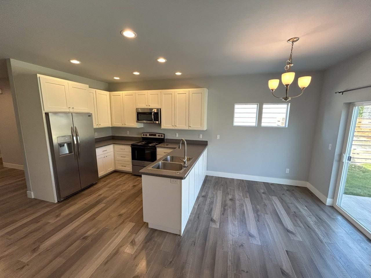 1726 Sw 27th St #1726 - Photo 4 of 18