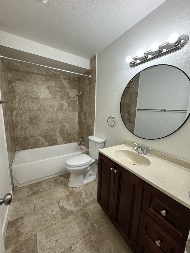 6546 Mount Ackerman Dr #1 - Photo 4 of 8