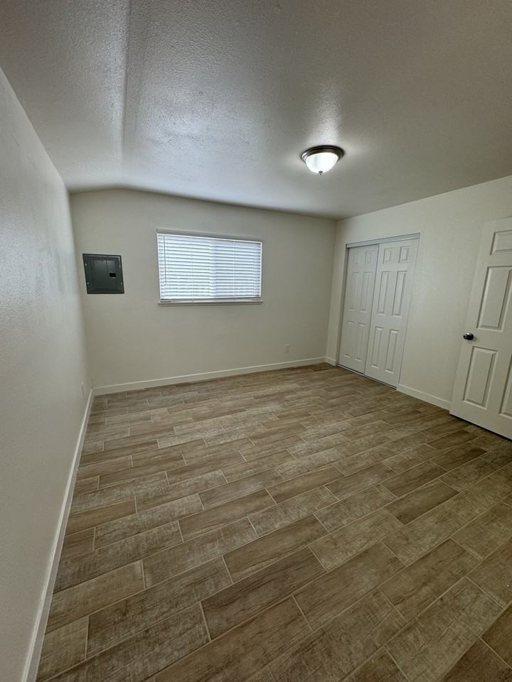 6546 Mount Ackerman Dr #1 - Photo 6 of 8