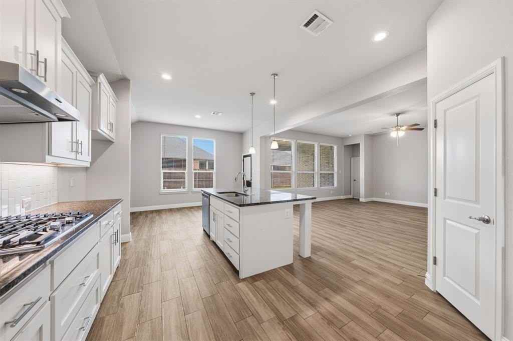 3724 Twin Pines Dr - Photo 7 of 25