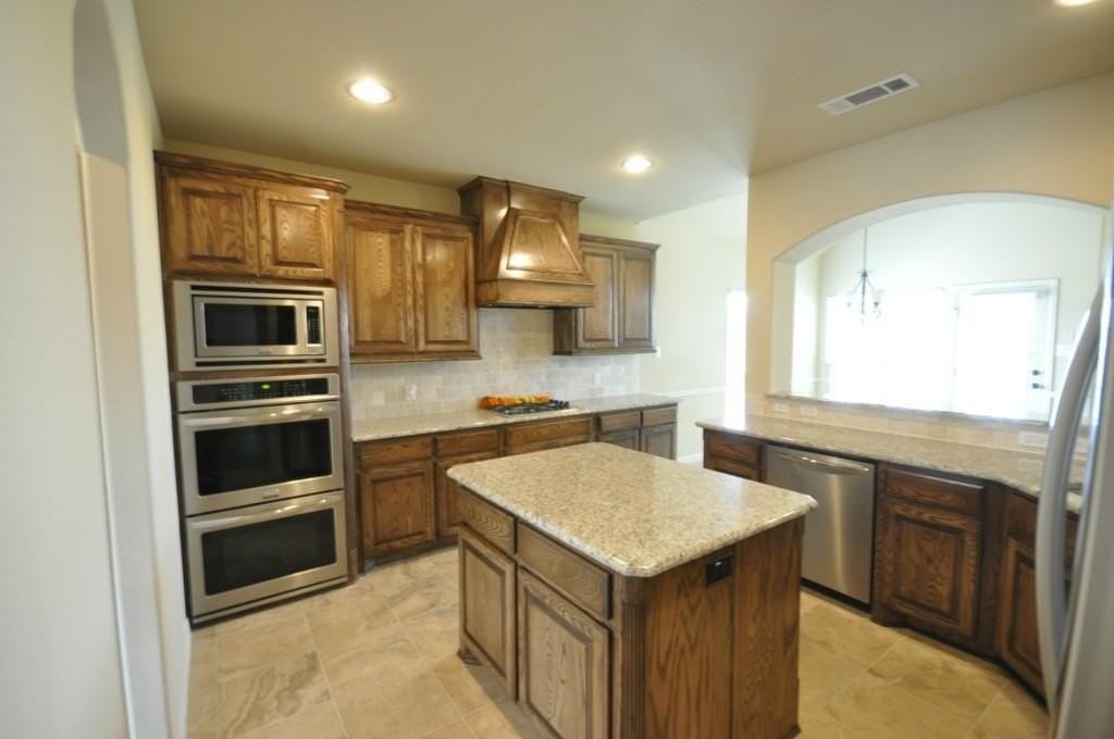 600 Falcon Dr - Photo 6 of 25