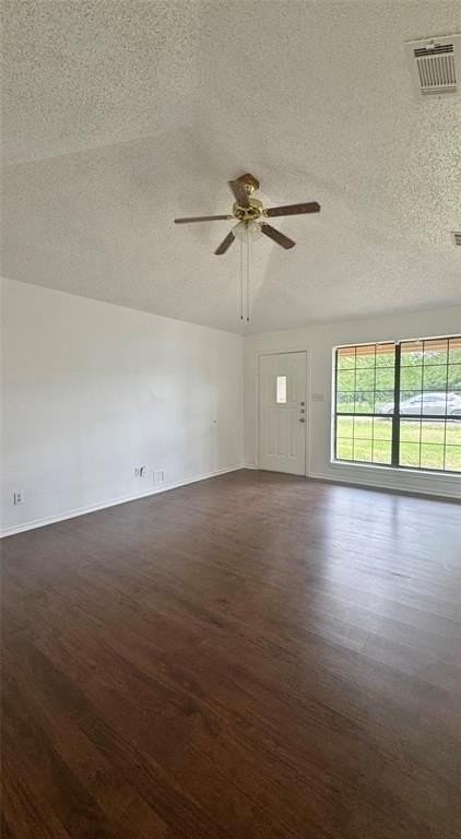 211 Anchor Ln - Photo 2 of 12