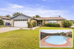 615 Bocowood Cir - Photo 1 of 1