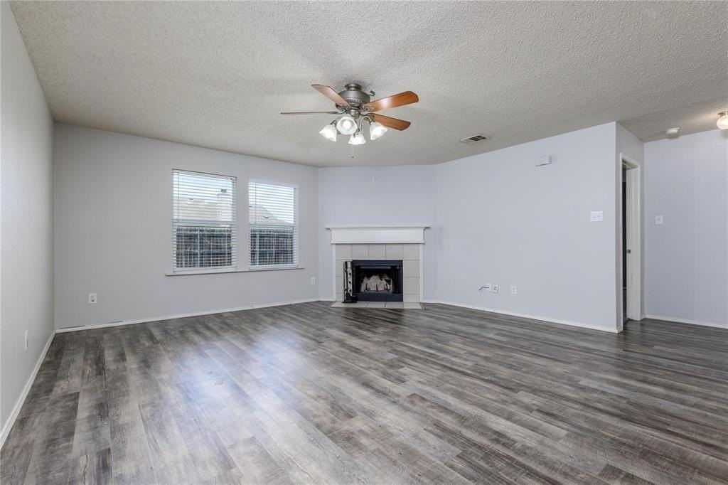 9804 Thomas Jefferson Dr - Photo 4 of 23