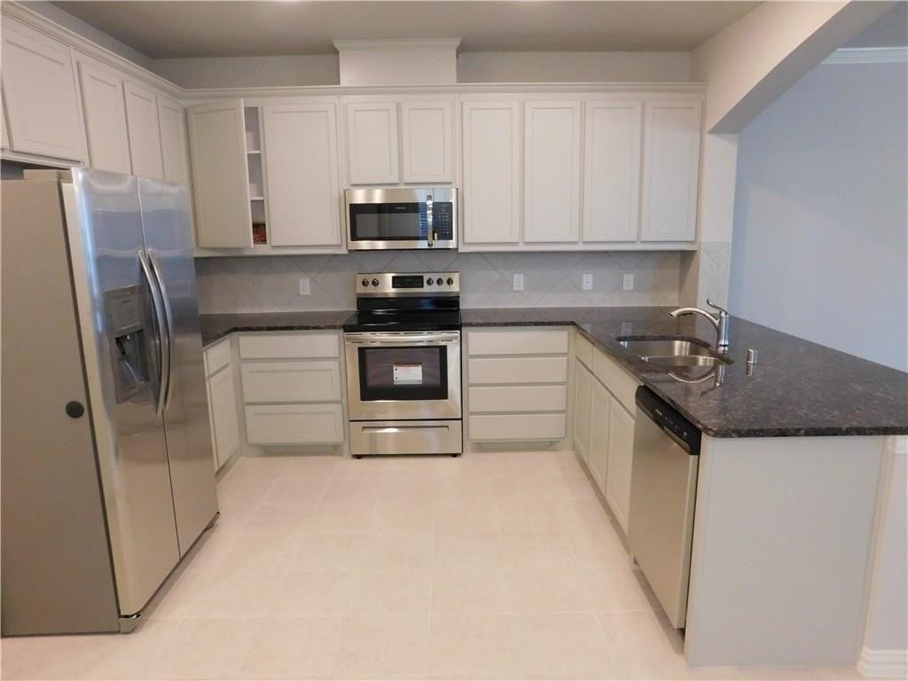 2555 Adam Ln - Photo 7 of 22
