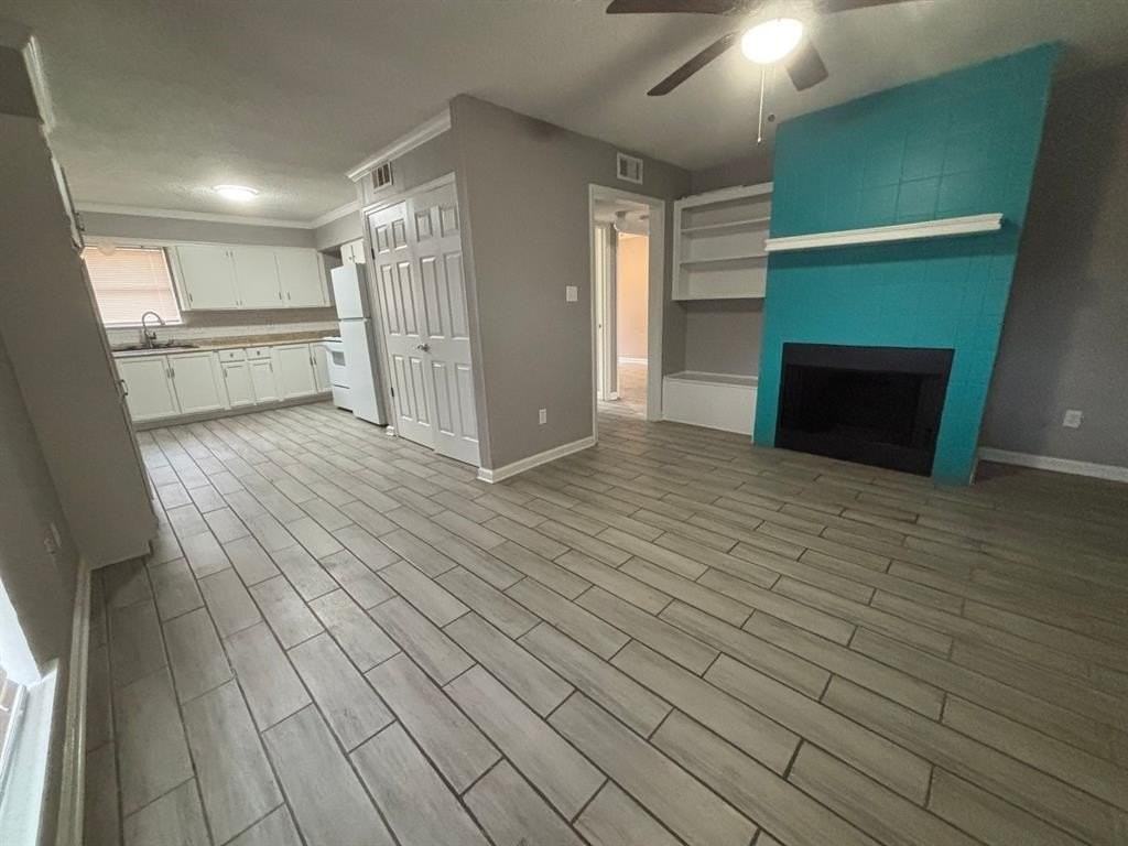 4122 Cherokee St #4 - Photo 3 of 10