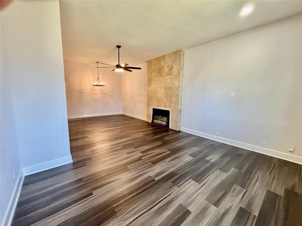 1910 N Carroll Ave - Photo 4 of 20